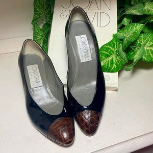Joan & David  Embossed Leather Pumps Women's Size  7